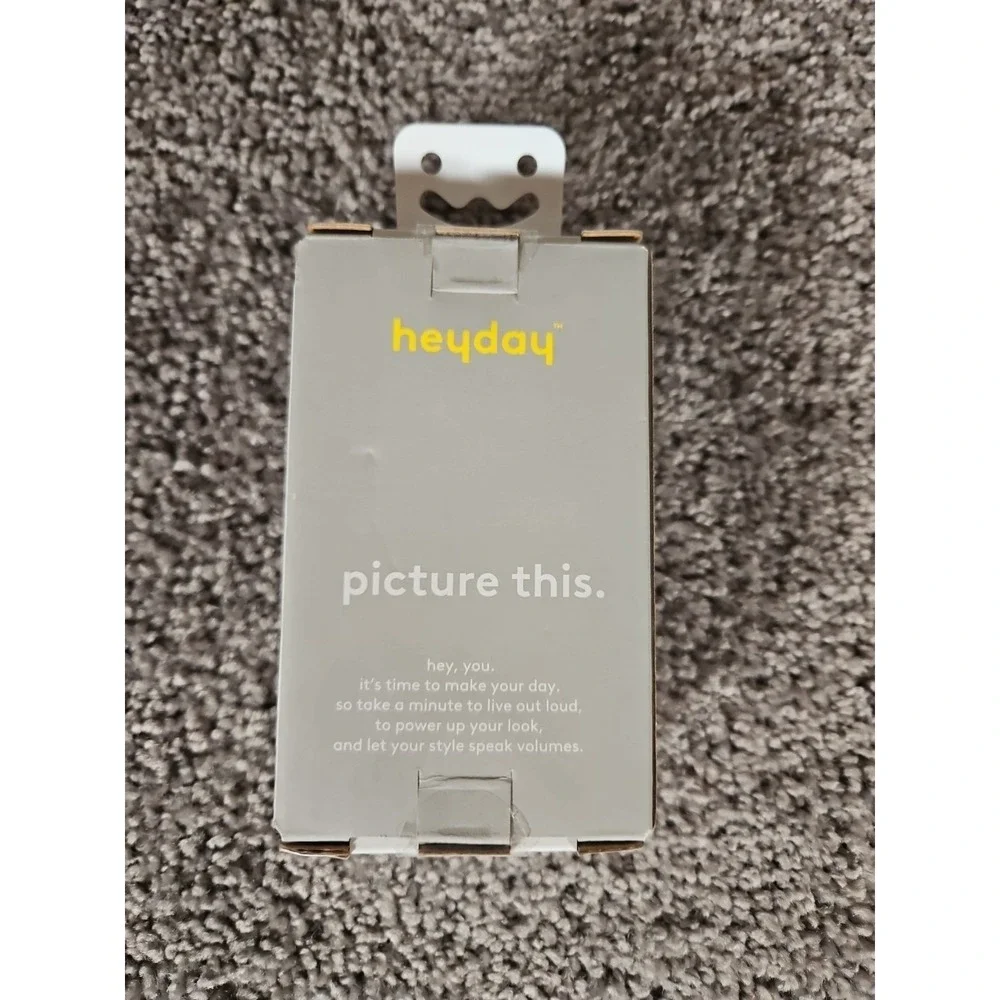 Heyday Single-Use 35mm Film Camera Green Built-In Flash 27 Exposures New